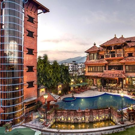 Heritage Hotel Suites&Spa Pokhara Buitenkant foto