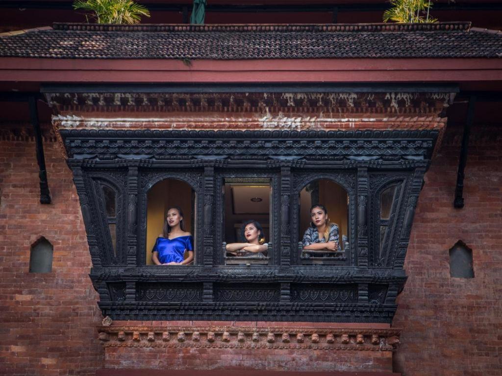 Heritage Hotel Suites&Spa Pokhara Buitenkant foto