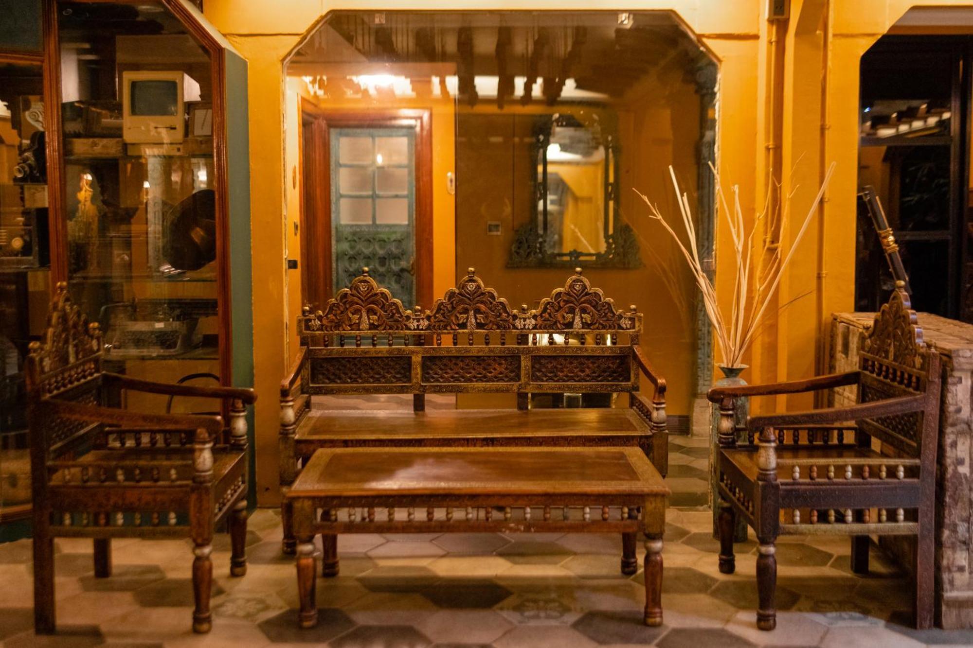 Heritage Hotel Suites&Spa Pokhara Buitenkant foto